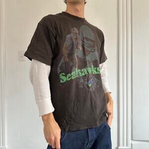 Rare vintage 90s thrashed black